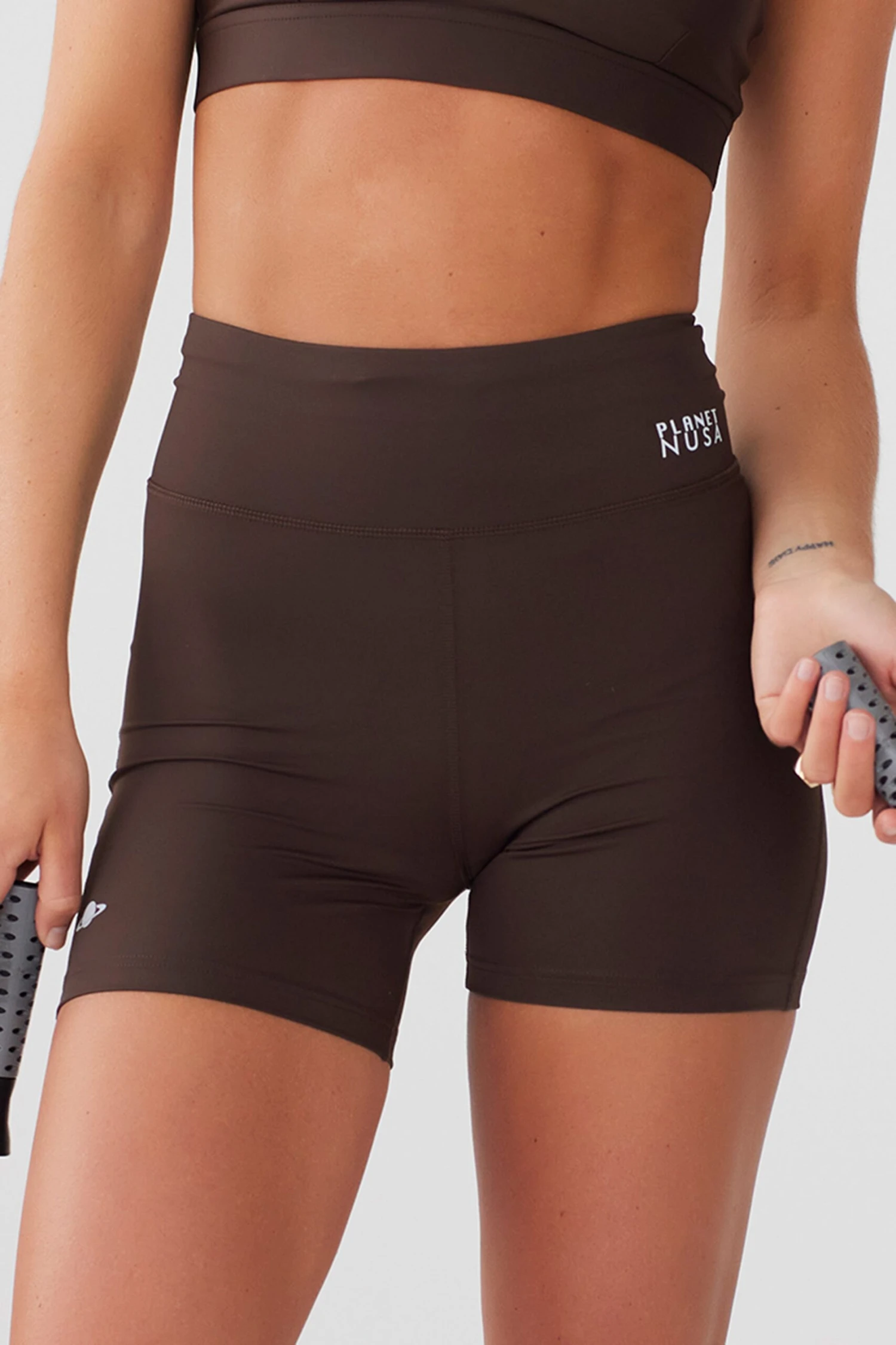 CHEER1 SHAPE SHORTS - Image 3