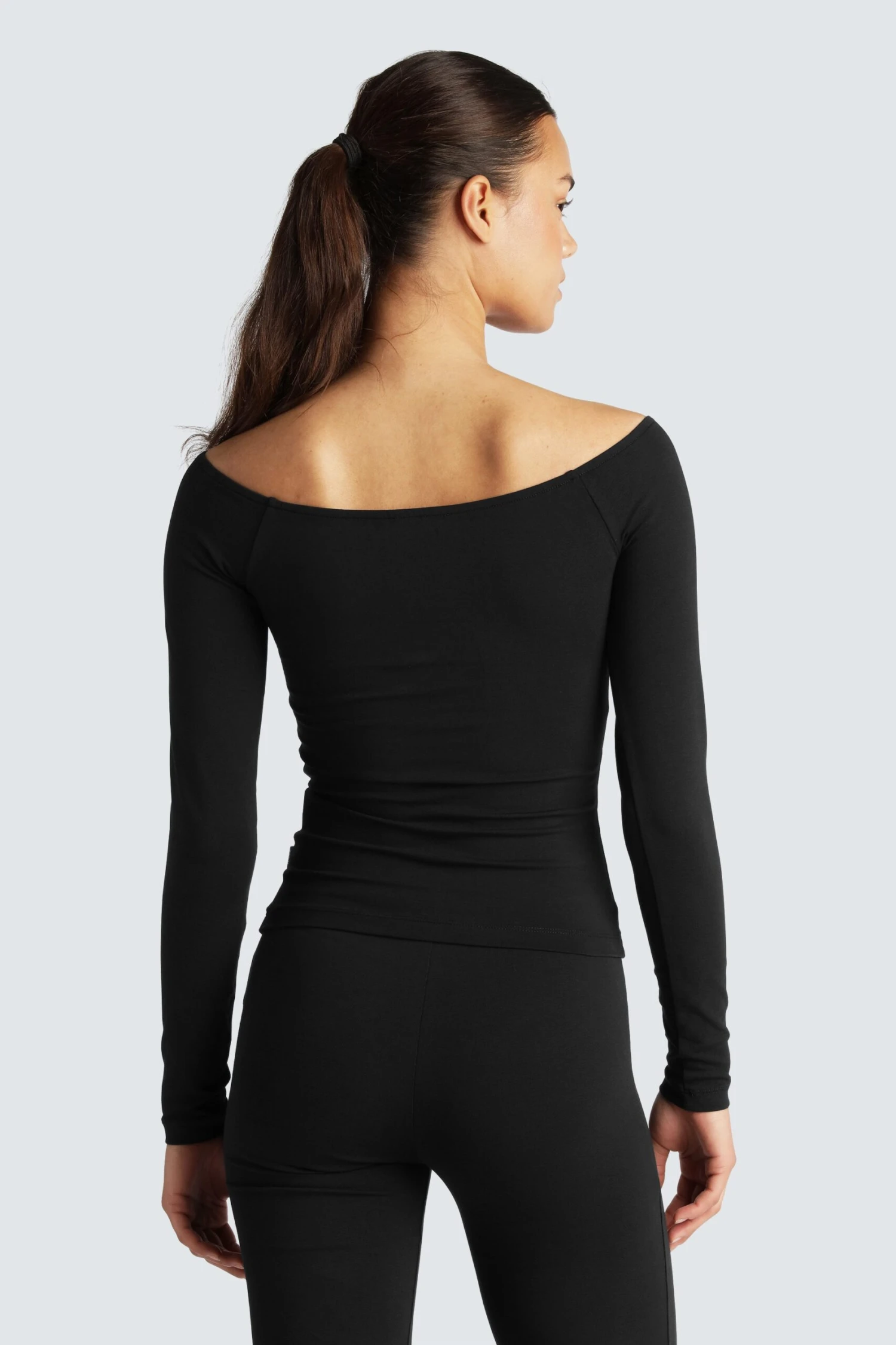 FLEEK1 OFF-SHOULDER LONG SLEEVE - Image 2